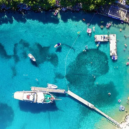 Campsite Paradisum Sub Sole Tisno