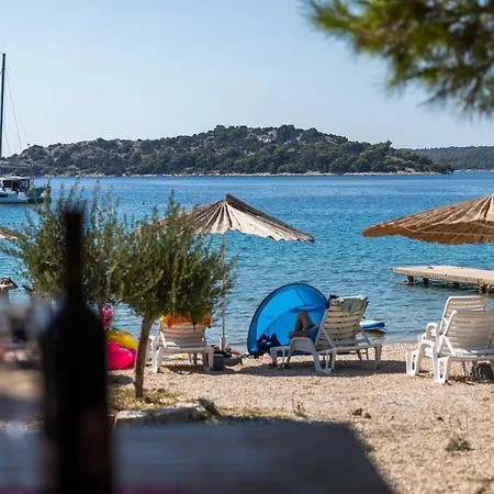 Paradisum Sub Sole *