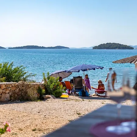 Paradisum Sub Sole Camping *