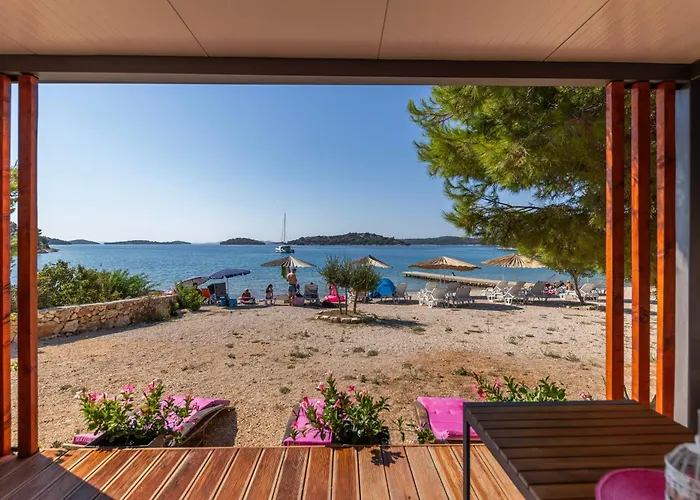 Paradisum Sub Sole * Tisno